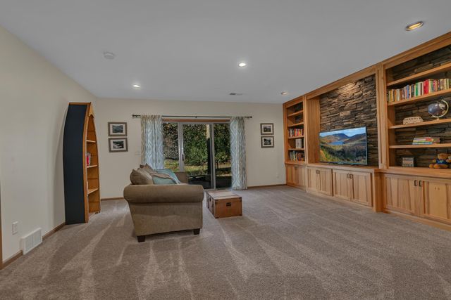 3615 Southridge Court, Saint Cloud, MN 56301