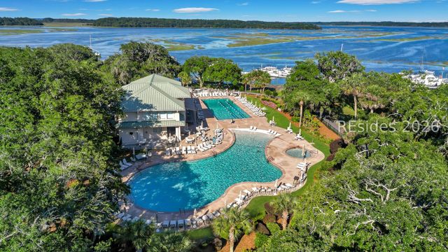 114 Toppin Dr, Hilton Head Island, SC 29926