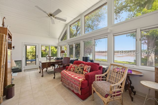 114 Toppin Dr, Hilton Head Island, SC 29926