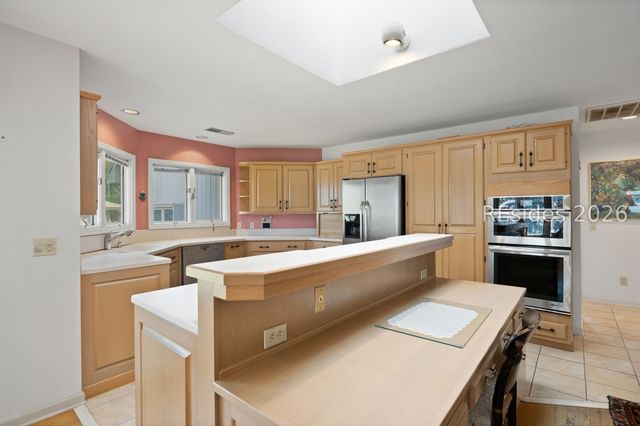 114 Toppin Dr, Hilton Head Island, SC 29926