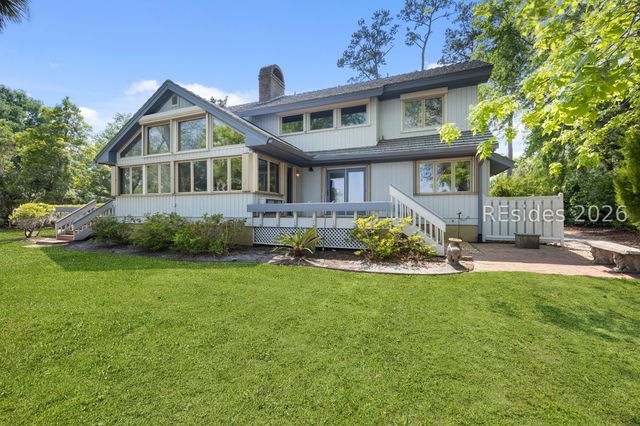 114 Toppin Dr, Hilton Head Island, SC 29926