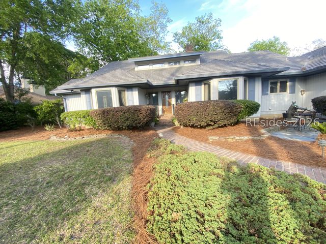 114 Toppin Dr, Hilton Head Island, SC 29926