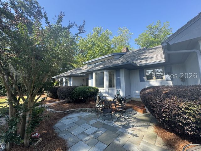 114 Toppin Dr, Hilton Head Island, SC 29926