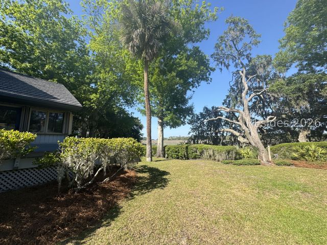 114 Toppin Dr, Hilton Head Island, SC 29926