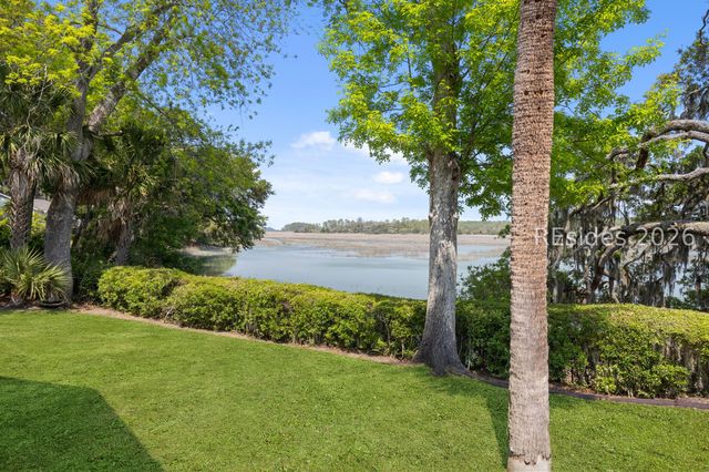 114 Toppin Dr, Hilton Head Island, SC 29926