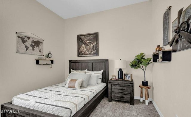 6955 Levee Circle, El Paso, TX 79932