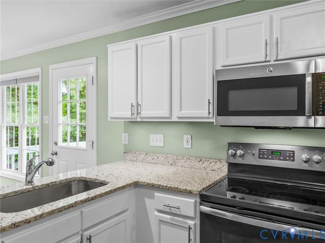 10425 Chesdin Ridge Dr, South Chesterfield, VA 23803