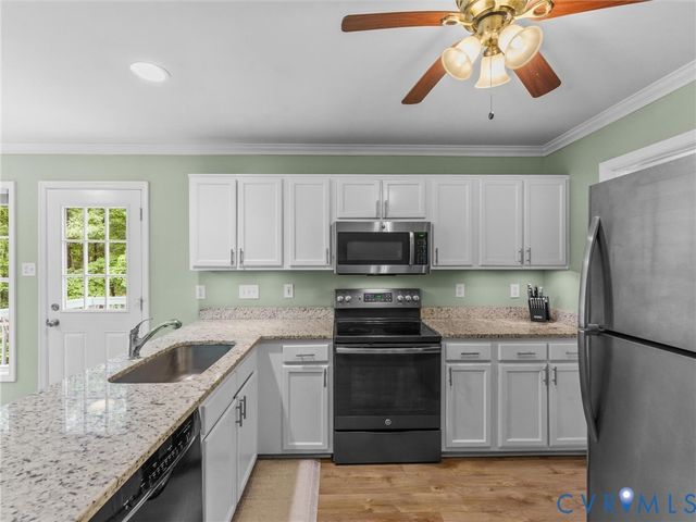 10425 Chesdin Ridge Dr, South Chesterfield, VA 23803