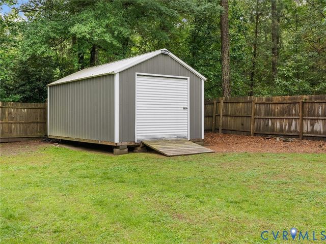 10425 Chesdin Ridge Dr, South Chesterfield, VA 23803