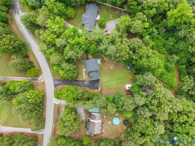 10425 Chesdin Ridge Dr, South Chesterfield, VA 23803