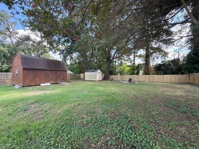 2017 Athens CT, Chesapeake, VA 23323