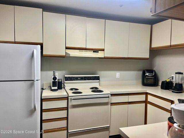 7667 N Wickham Road 1118, Melbourne, FL 32940