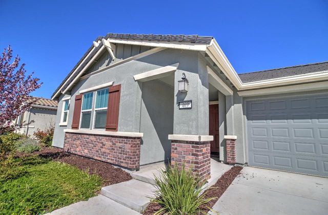 469 Central Pacific St, Lathrop, CA 95330