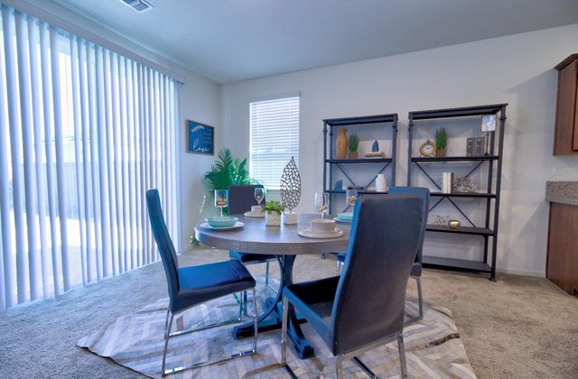 469 Central Pacific St, Lathrop, CA 95330