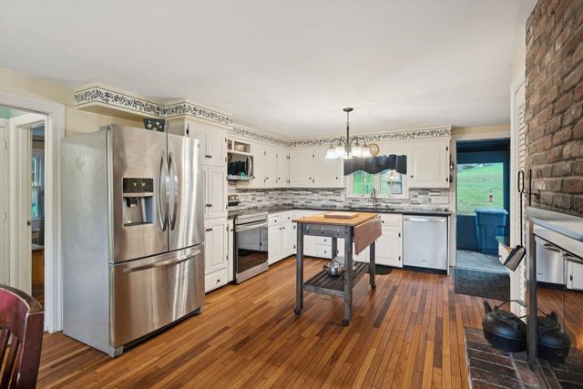 39 Briar Hill Road, Bristol, NH 03222