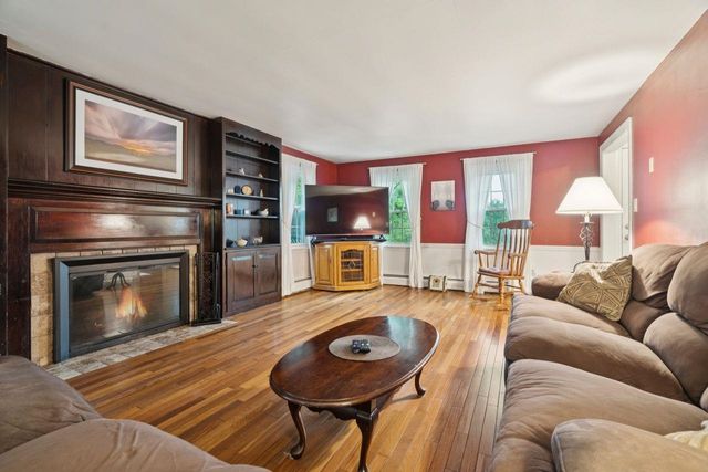 39 Briar Hill Road, Bristol, NH 03222