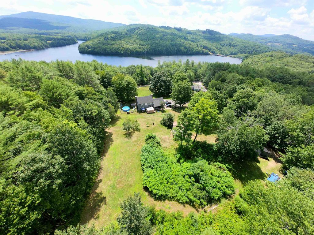39 Briar Hill Road, Bristol, NH 03222