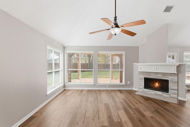 1807 Heather Cove Court, Houston, TX 77062