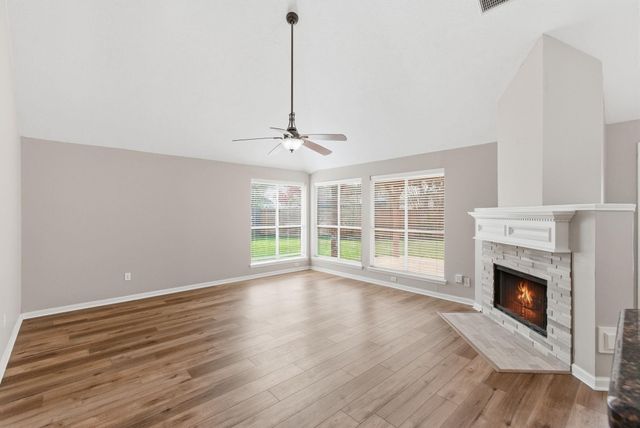 1807 Heather Cove Court, Houston, TX 77062