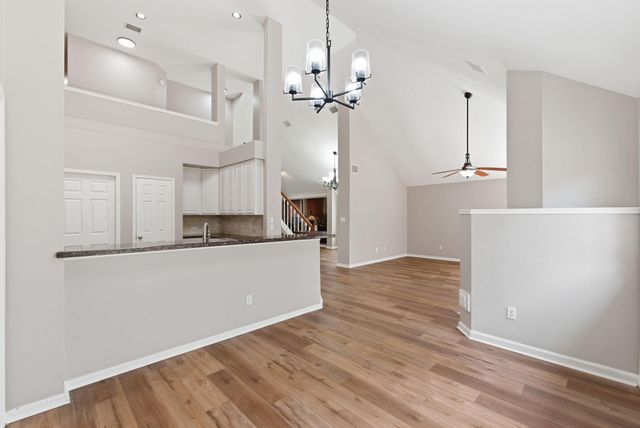 1807 Heather Cove Court, Houston, TX 77062