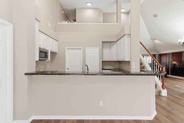 1807 Heather Cove Court, Houston, TX 77062