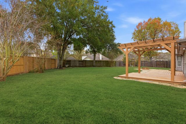 1807 Heather Cove Court, Houston, TX 77062