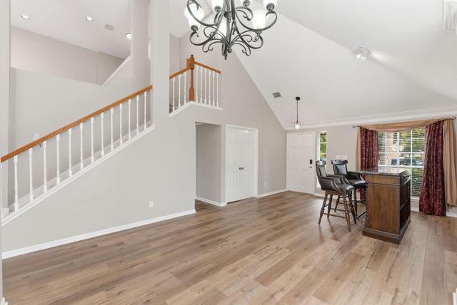 1807 Heather Cove Court, Houston, TX 77062