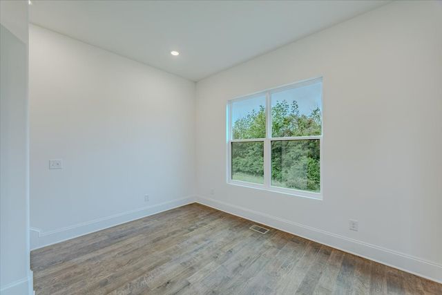 198 FUJI APPLE LANE, Murfreesboro, TN 37128