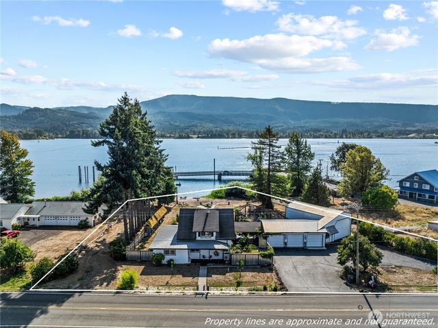 10 E Sunny Sands Road, Cathlamet, WA 98612