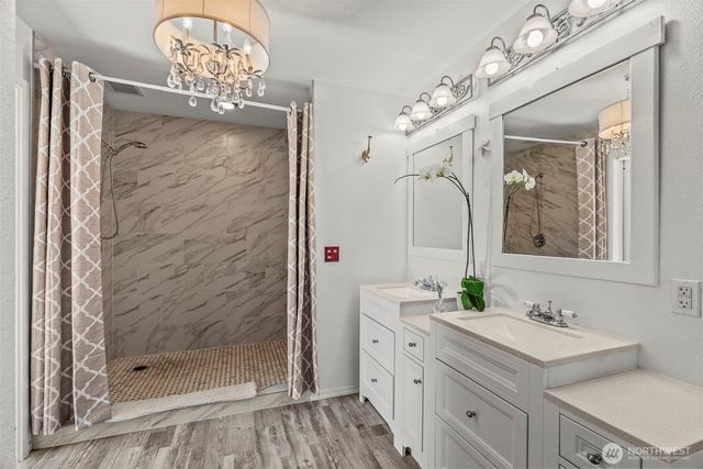 10 E Sunny Sands Road, Cathlamet, WA 98612