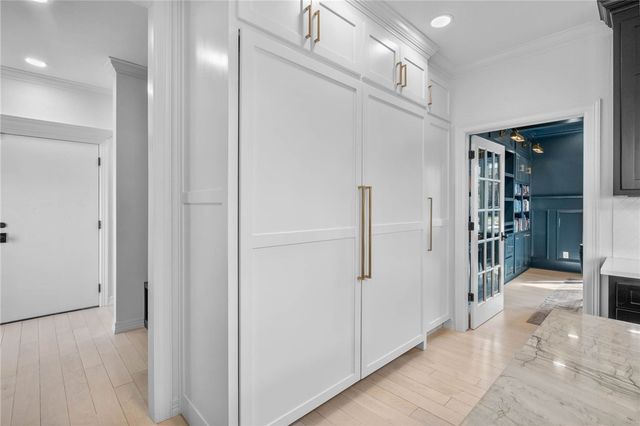 218 Ridgefield, Bentonville, AR 72712