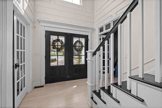 218 Ridgefield, Bentonville, AR 72712