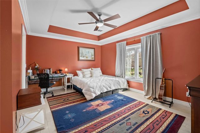 218 Ridgefield, Bentonville, AR 72712