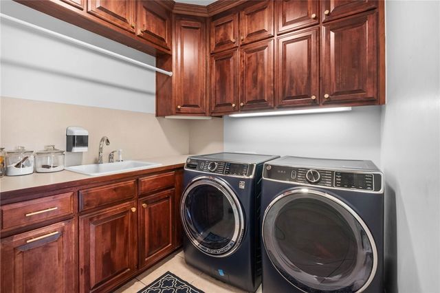 218 Ridgefield, Bentonville, AR 72712