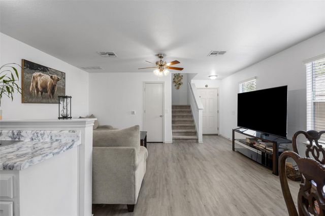 8710 Davis Oaks TRL, Austin, TX 78748