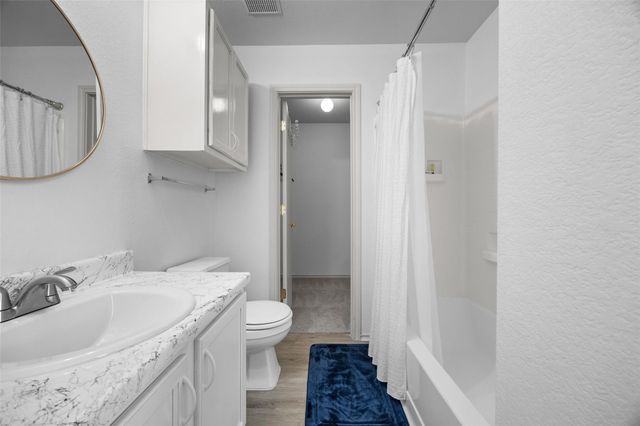 8710 Davis Oaks TRL, Austin, TX 78748