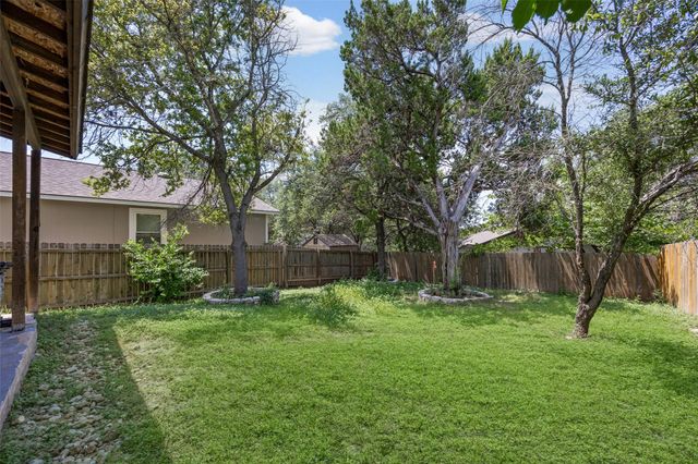 8710 Davis Oaks TRL, Austin, TX 78748