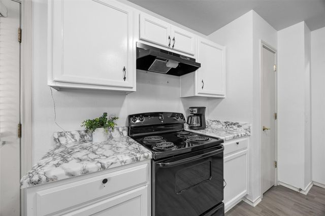 8710 Davis Oaks TRL, Austin, TX 78748