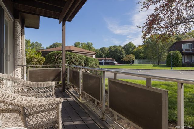 3 Church Lane N, Valley Cottage, NY 10989