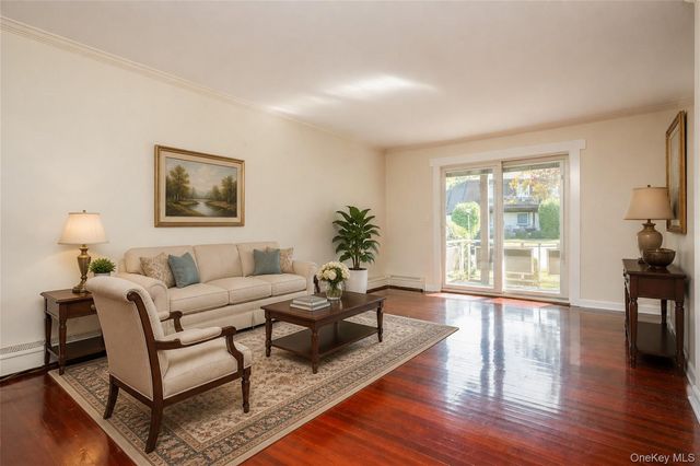 3 Church Lane N, Valley Cottage, NY 10989