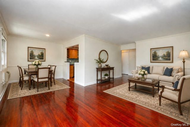 3 Church Lane N, Valley Cottage, NY 10989