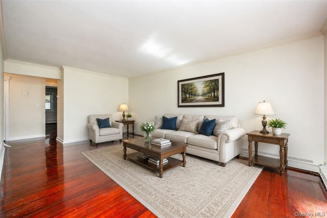 3 Church Lane N, Valley Cottage, NY 10989
