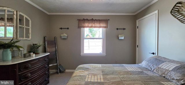 20 LAKEVIEW CIR, Louisa, VA 23093