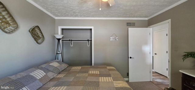 20 LAKEVIEW CIR, Louisa, VA 23093