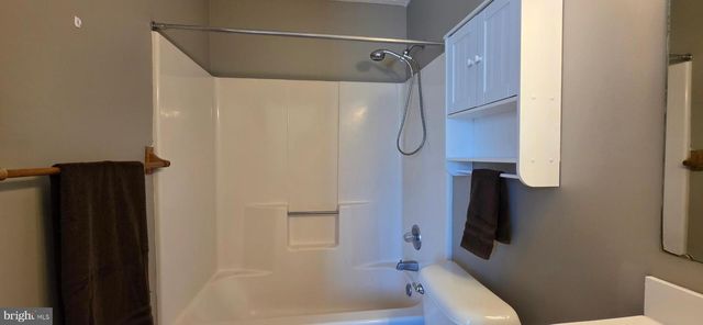 20 LAKEVIEW CIR, Louisa, VA 23093