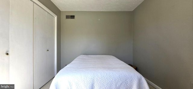 20 LAKEVIEW CIR, Louisa, VA 23093