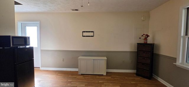20 LAKEVIEW CIR, Louisa, VA 23093