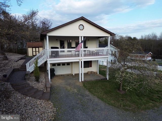 20 LAKEVIEW CIR, Louisa, VA 23093