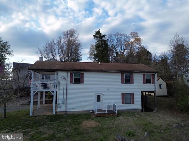 20 LAKEVIEW CIR, Louisa, VA 23093