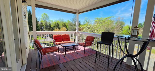 20 LAKEVIEW CIR, Louisa, VA 23093